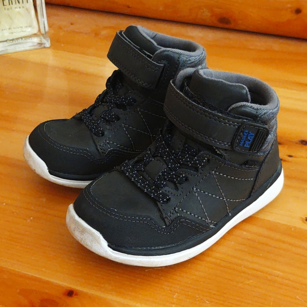 Stride rite M2P boots